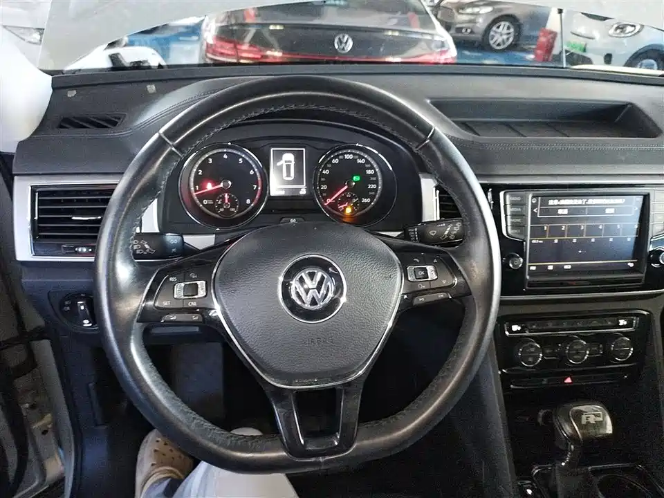 Volkswagen Tourang
