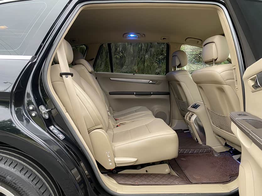 Mercedes-Benz R-class