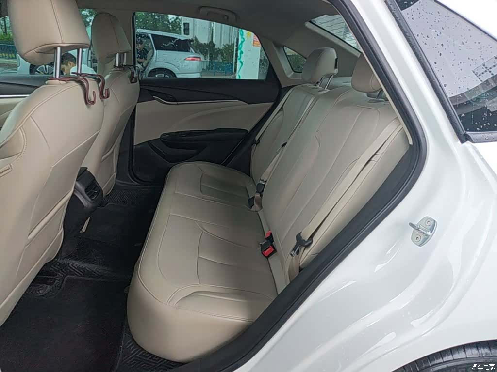 Buick V, 2017 17