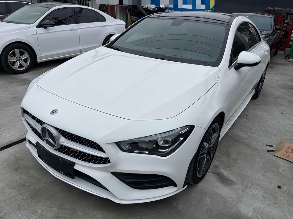 Mercedes-Benz CLA