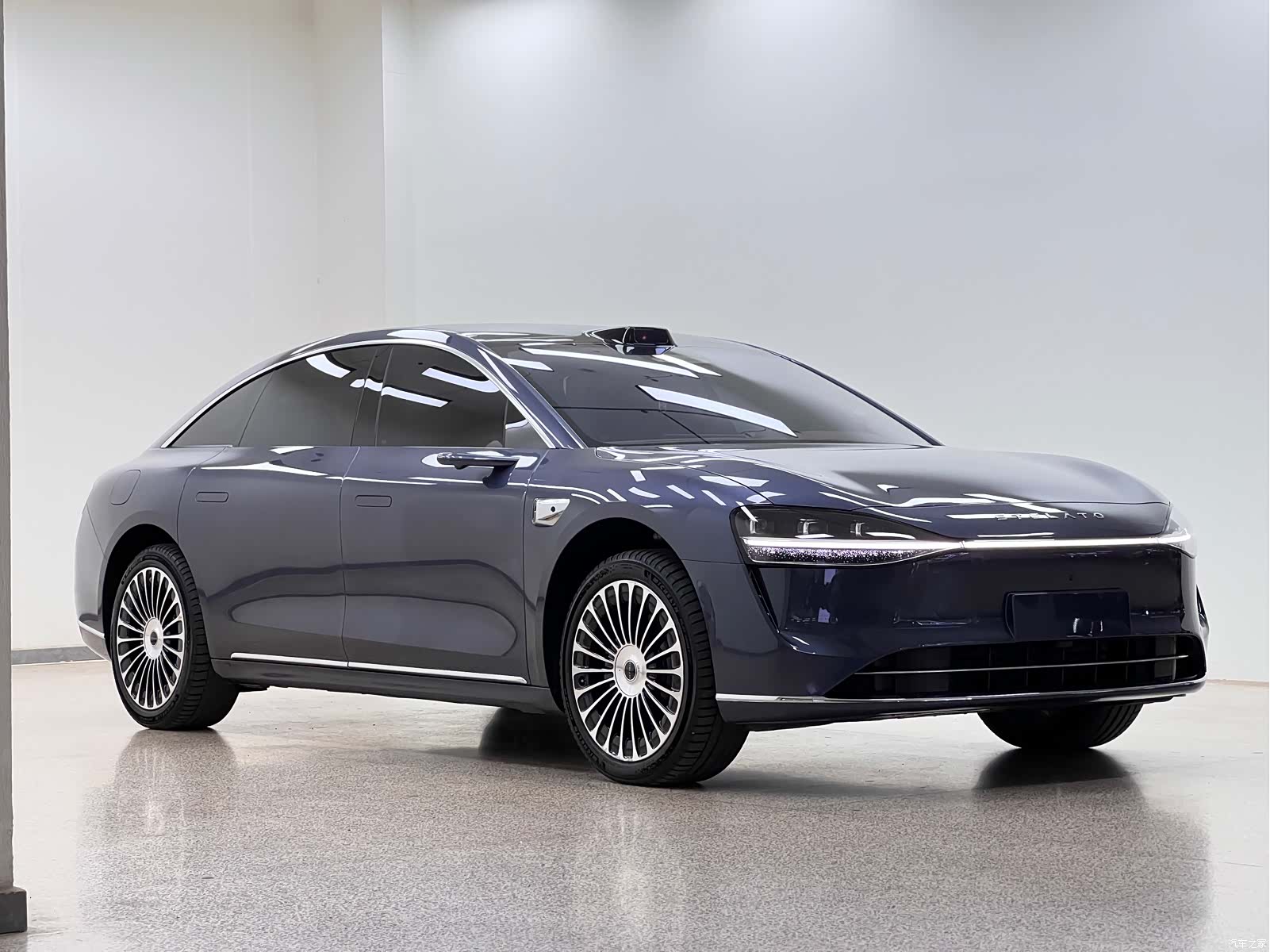 Stelato S9, 2025 3