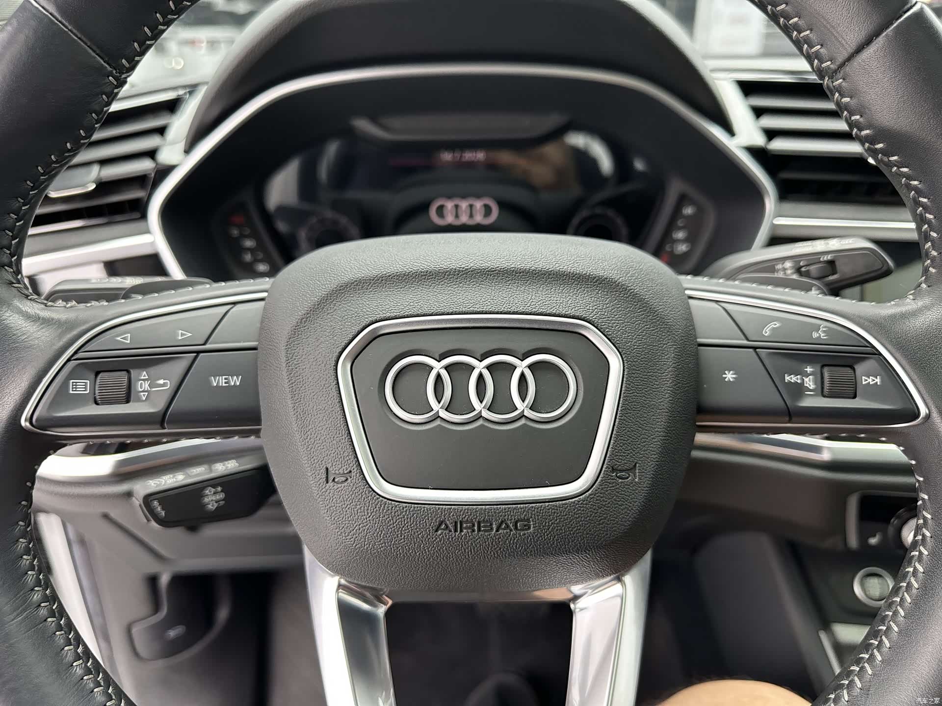 Audi Q3, 2022 14