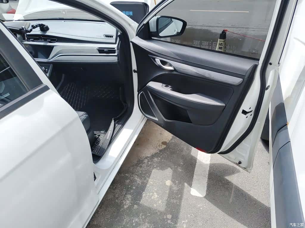 Geely Emgrand, 2021 21