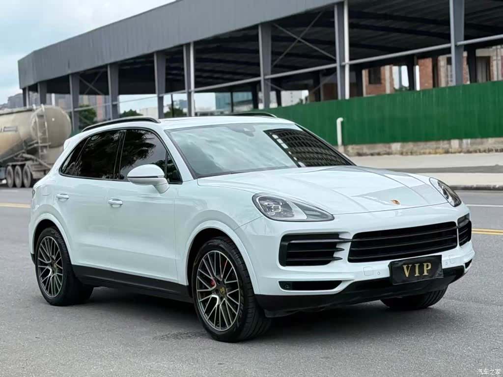 Porsche Cayenne, 2022 3