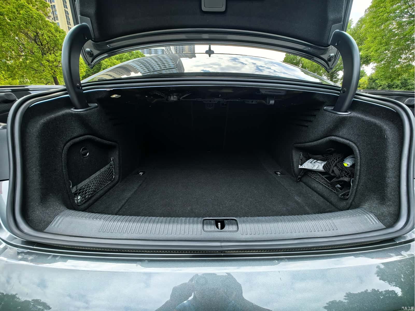 Audi A4L, 2021 17