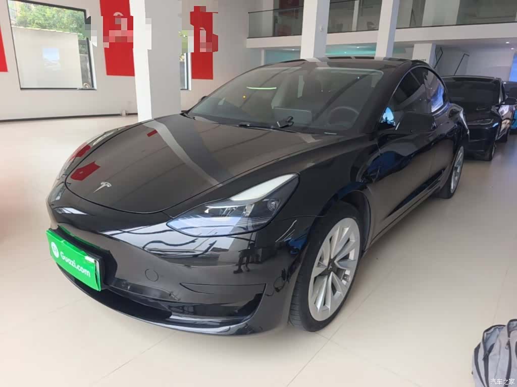 Tesla Model 3, 2023 1