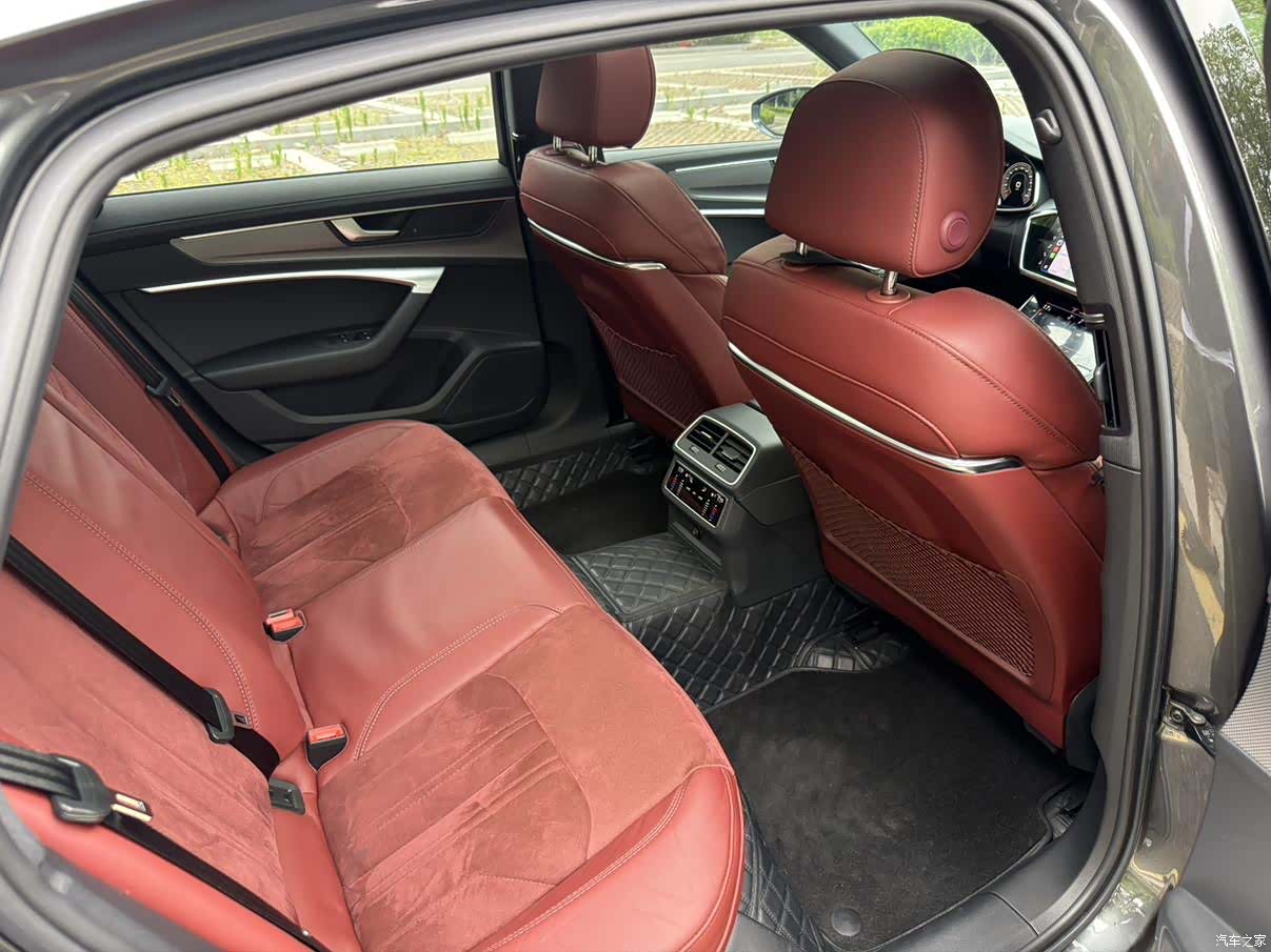 Audi A6L, 2021 13