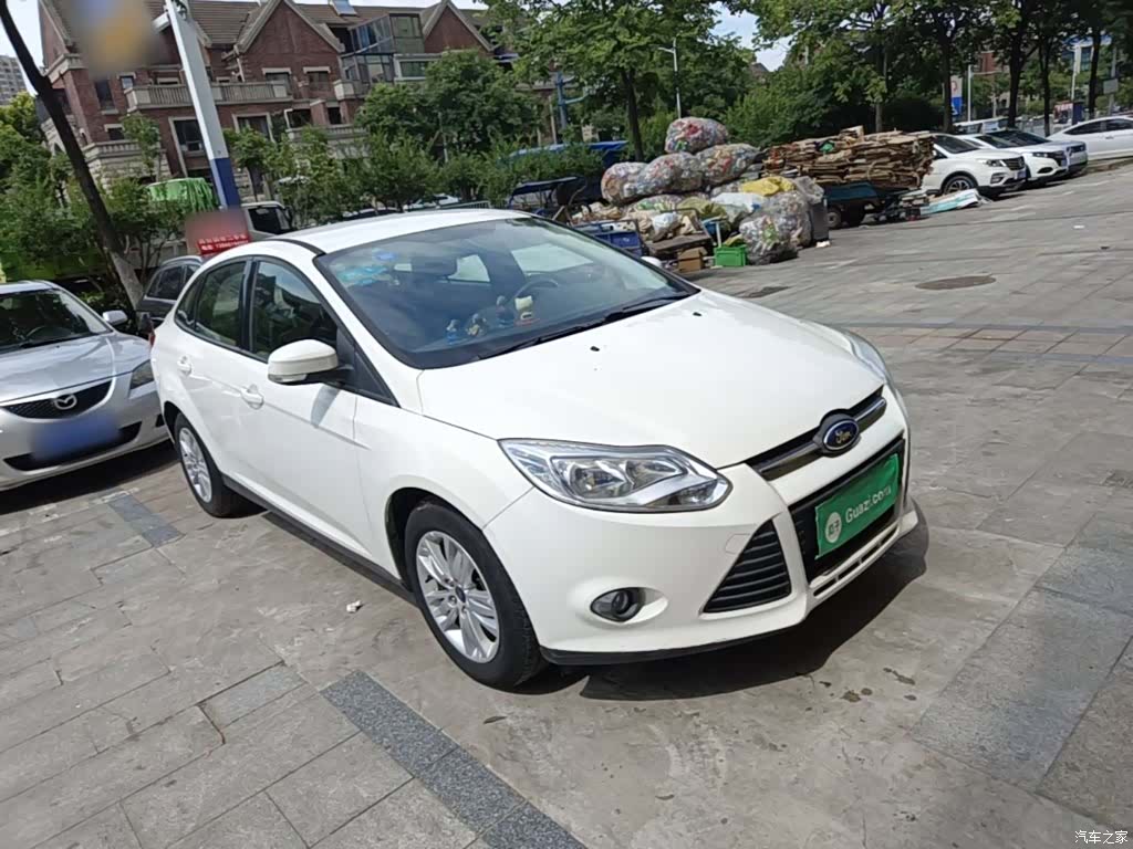 Ford Focus, 2015 4