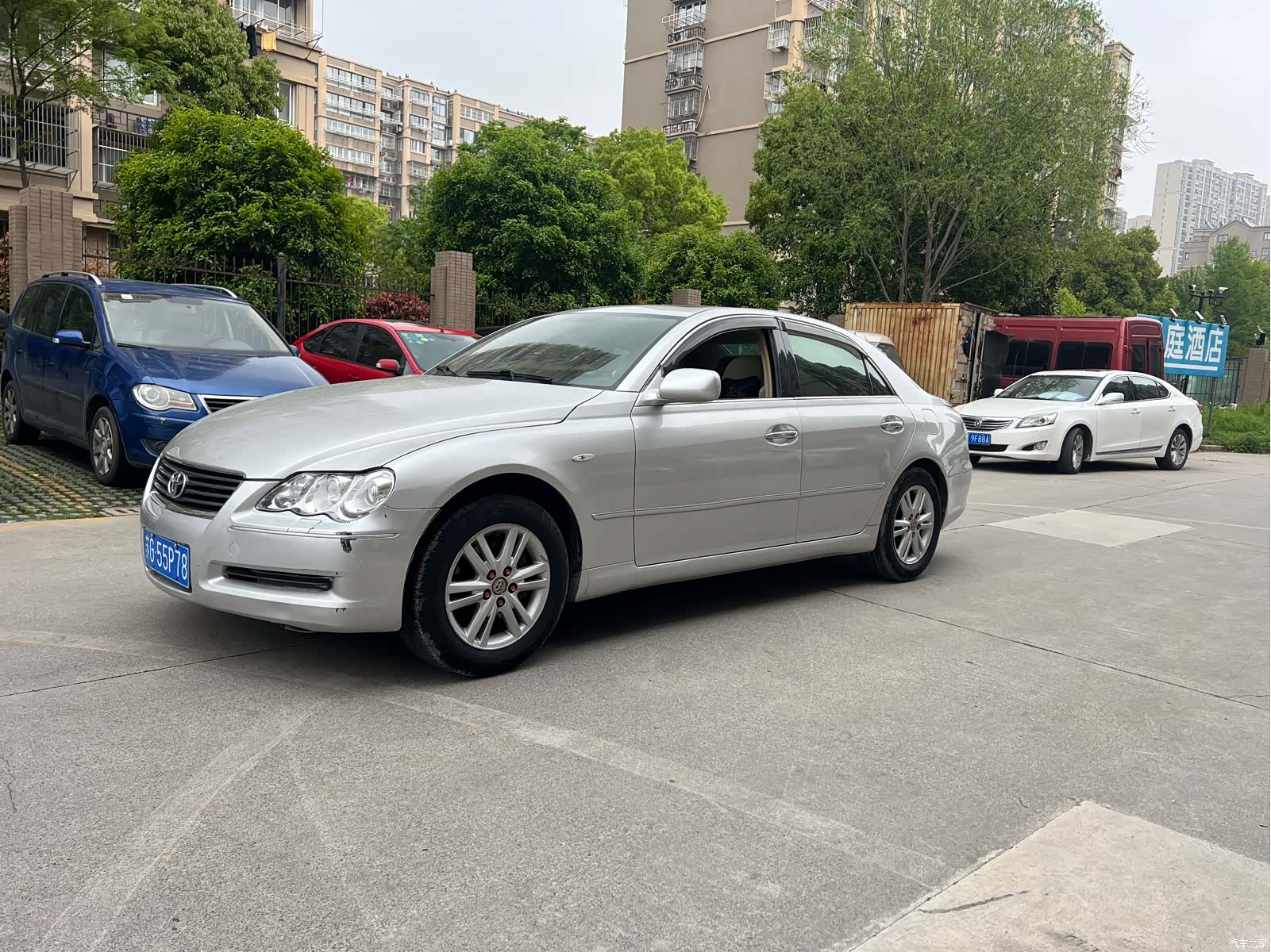 Toyota 2.5V, 2007 4