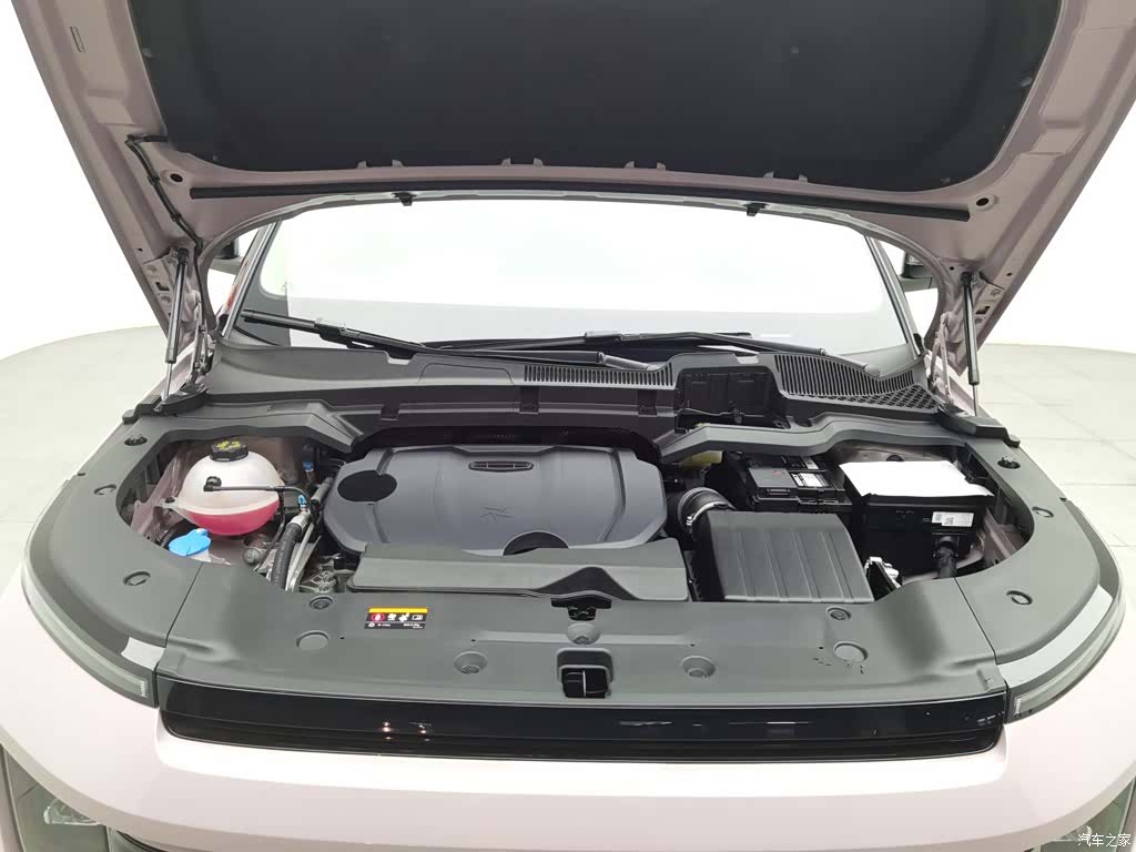 Geely Icon, 2025 6