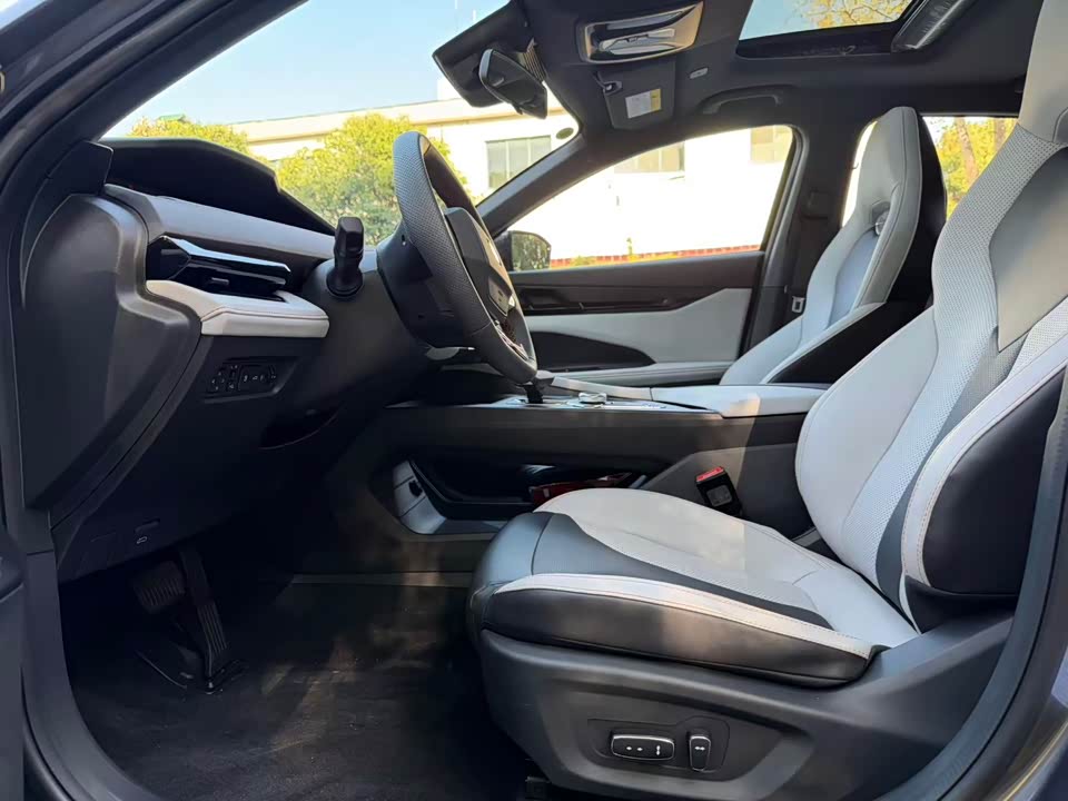 Changan UNI-V Smart iDD