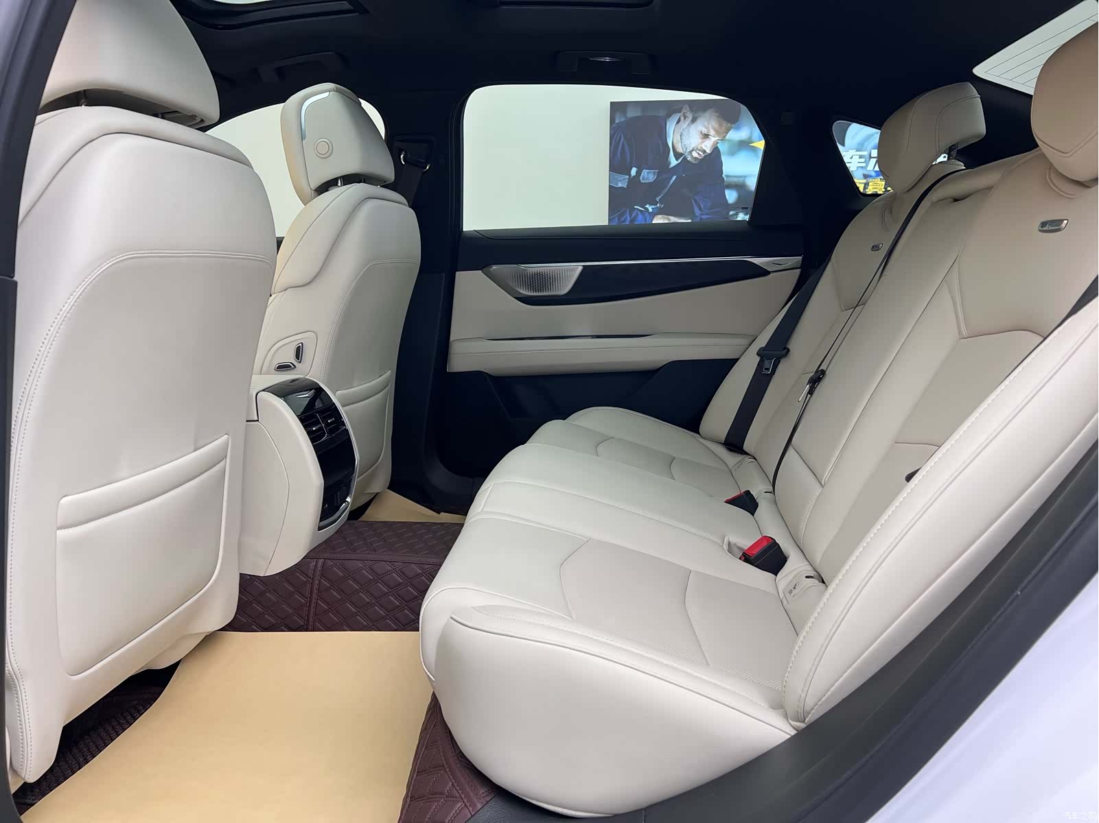 Cadillac CT6, 2024 8