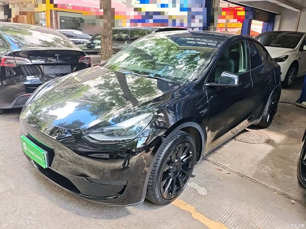 Tesla Model Y, 2022 2