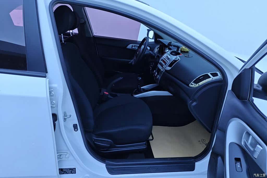 Kia GL, 2015 8