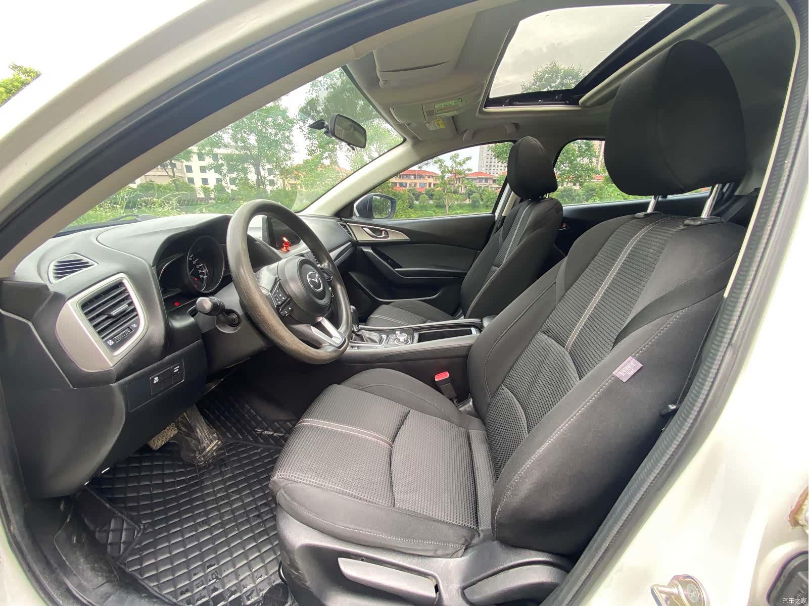 Mazda Mazda3, 2019 10