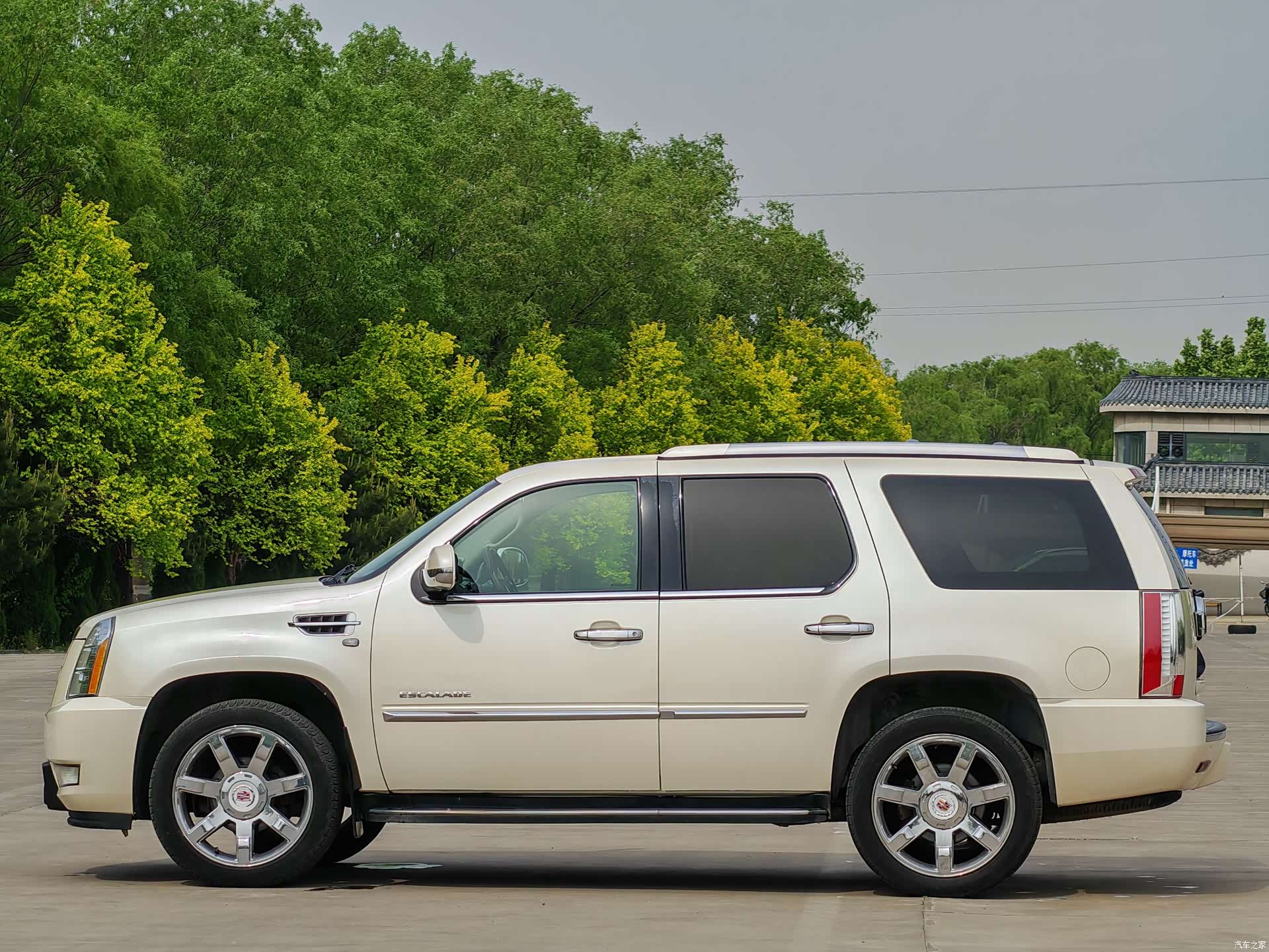 Cadillac Escalade, 2007 3