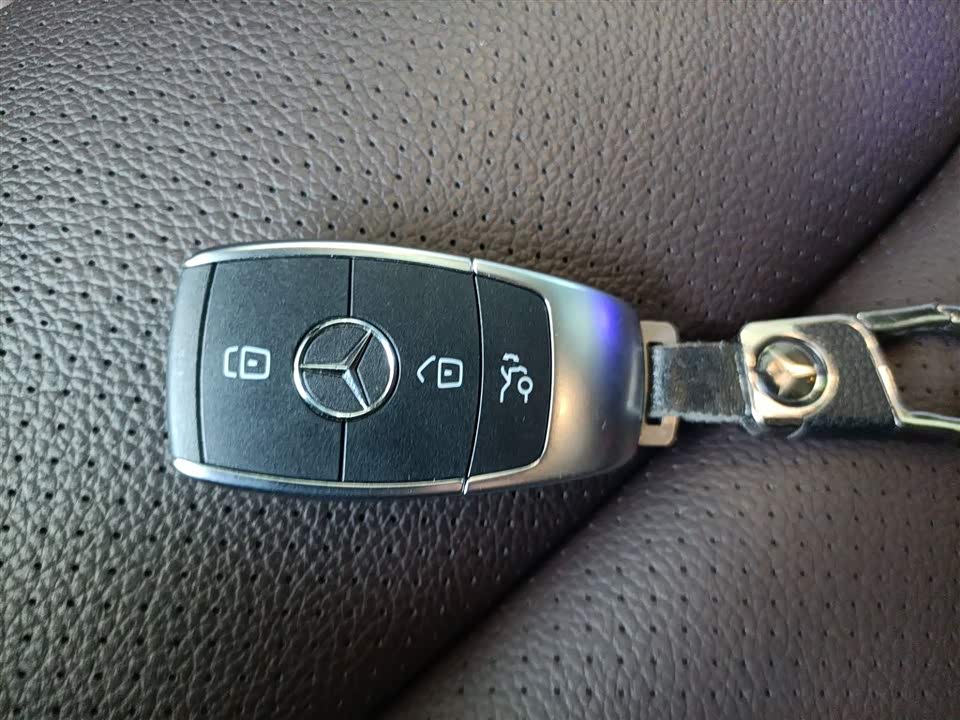 Mercedes-Benz GLC Mercedes-Benz GLC
