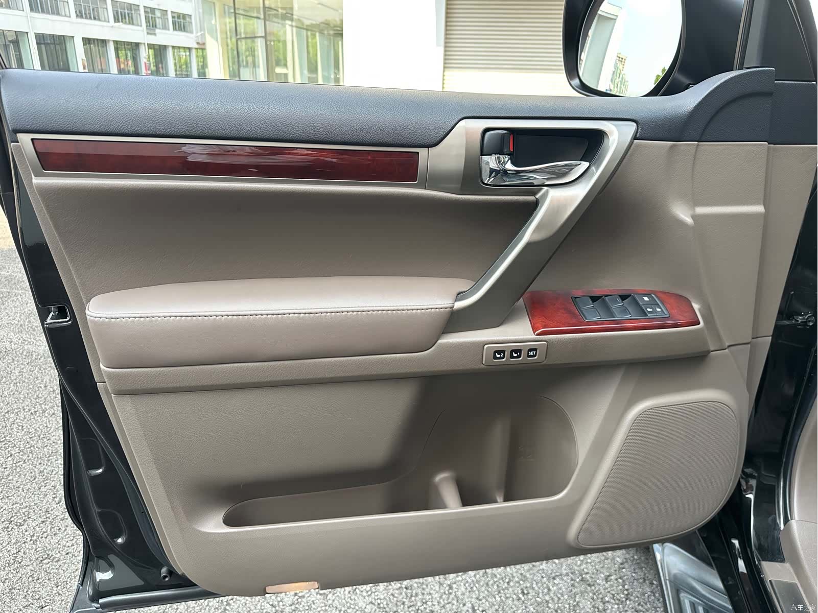 Lexus GX, 2013 30
