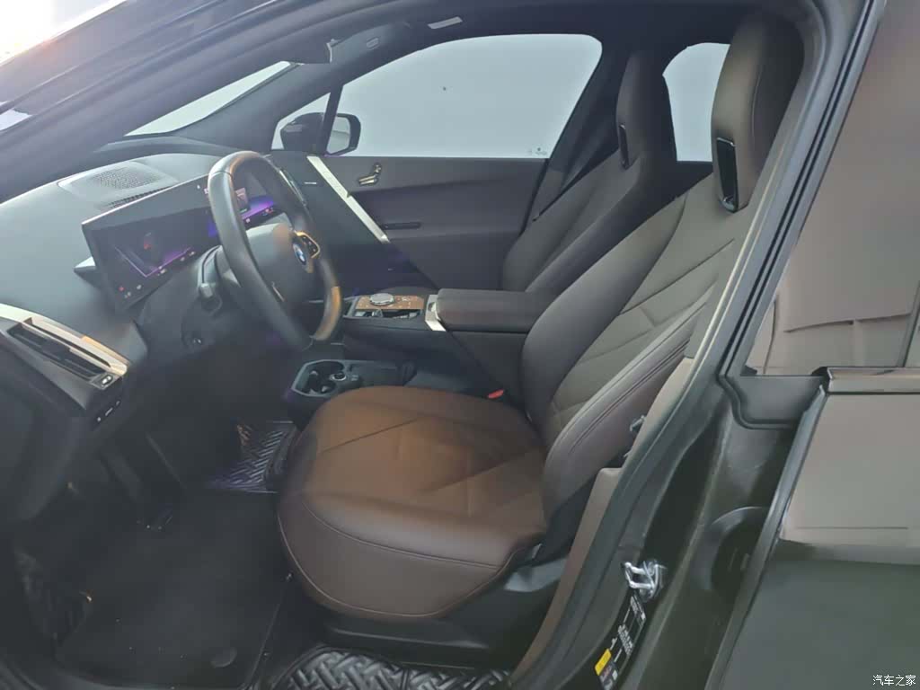BMW iX, 2023 15