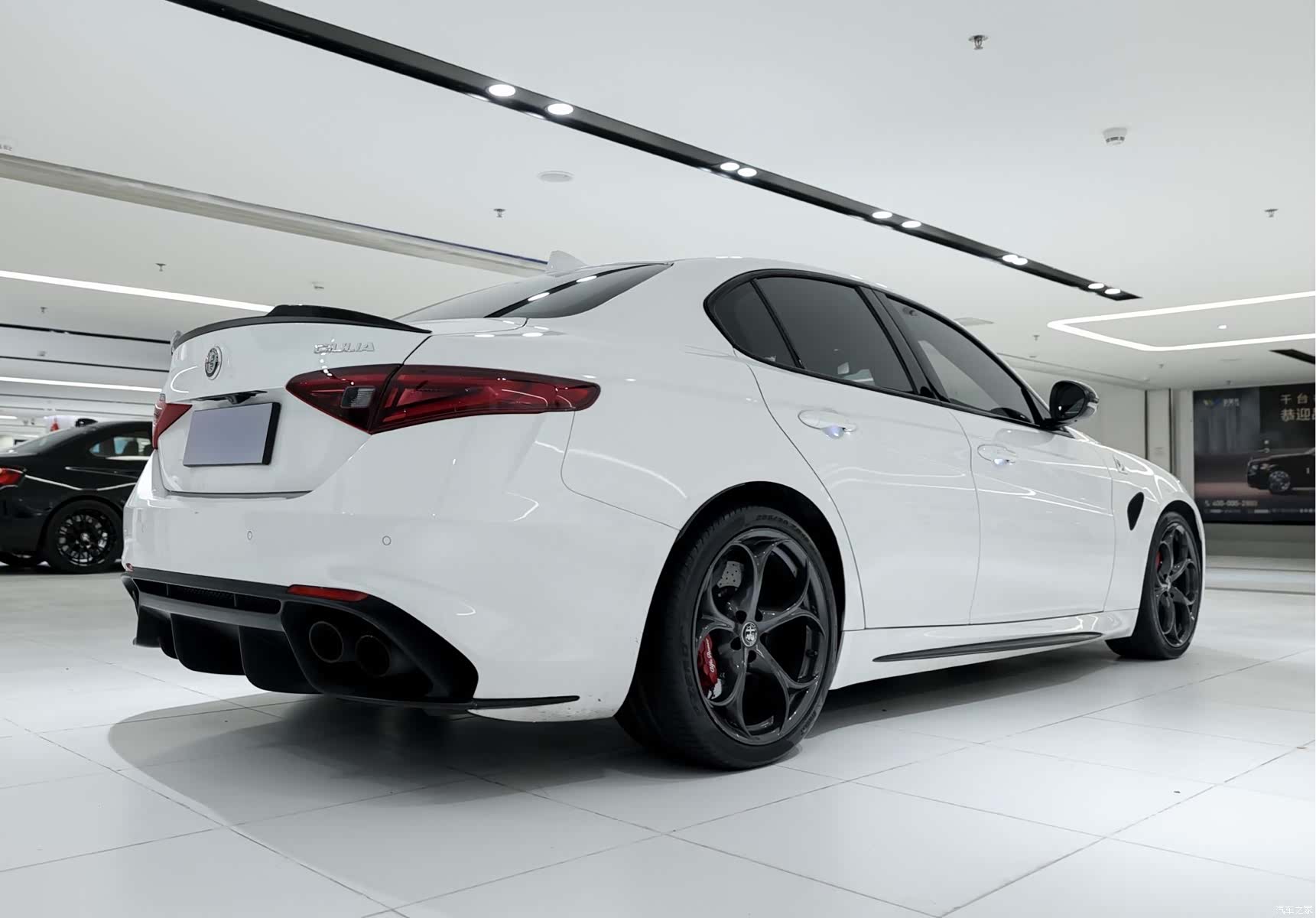 Alfa Romeo Giulia, 2018 6