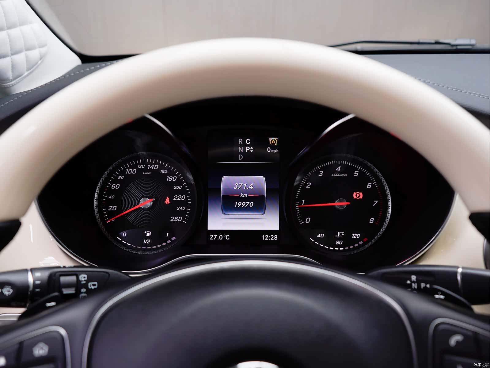 Mercedes-Benz V-Class, 2020 9