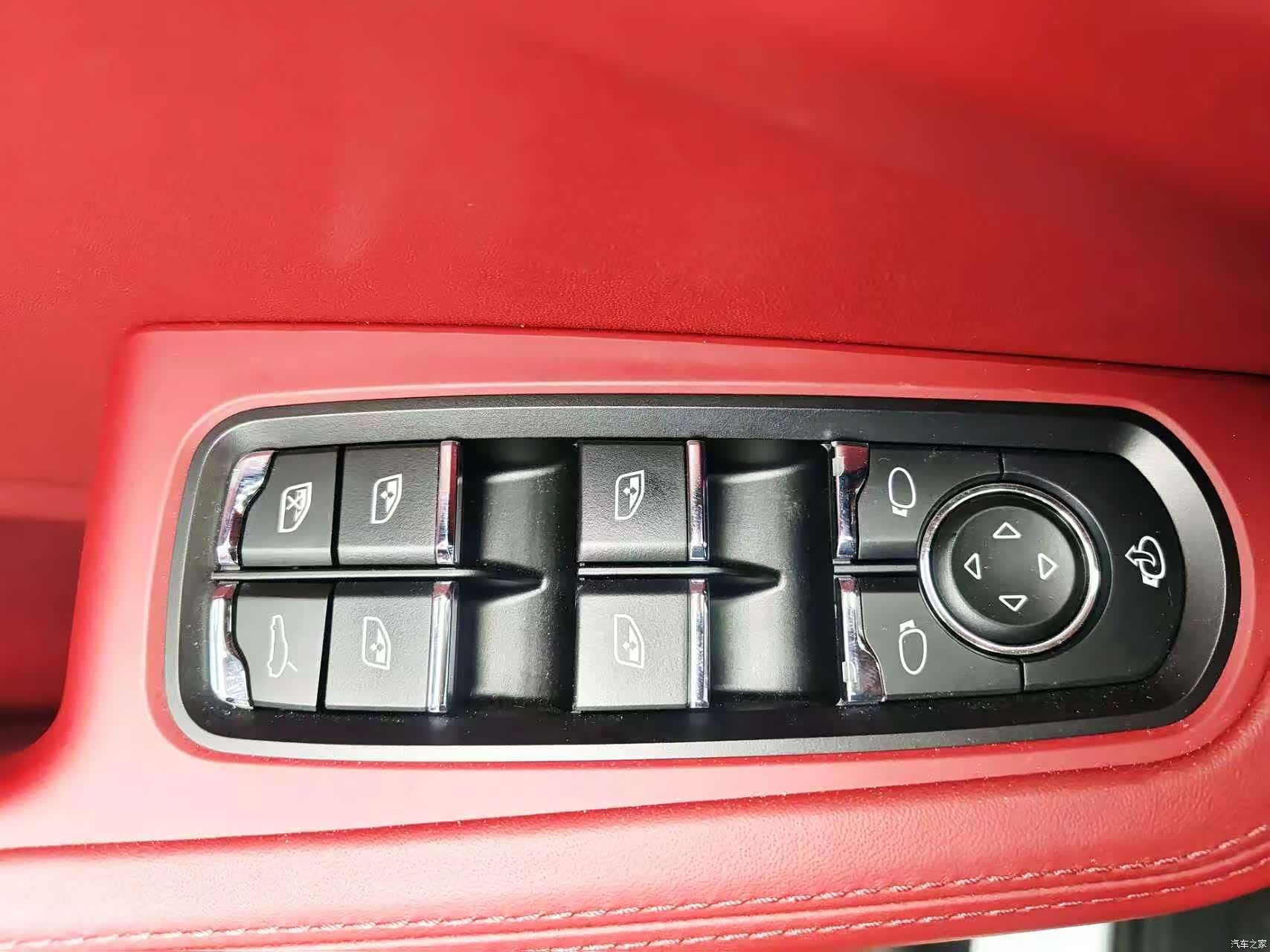 Porsche Macan, 2024 14