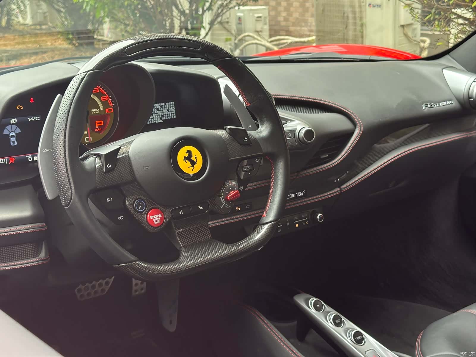 Ferrari F8, 2023 6