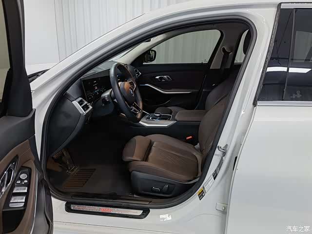 BMW i3, 2025 12