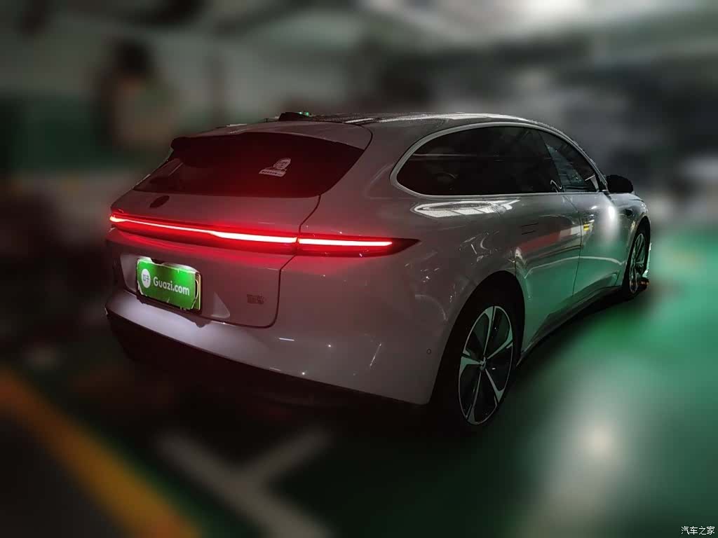 NIO ET5, 2024 все фото