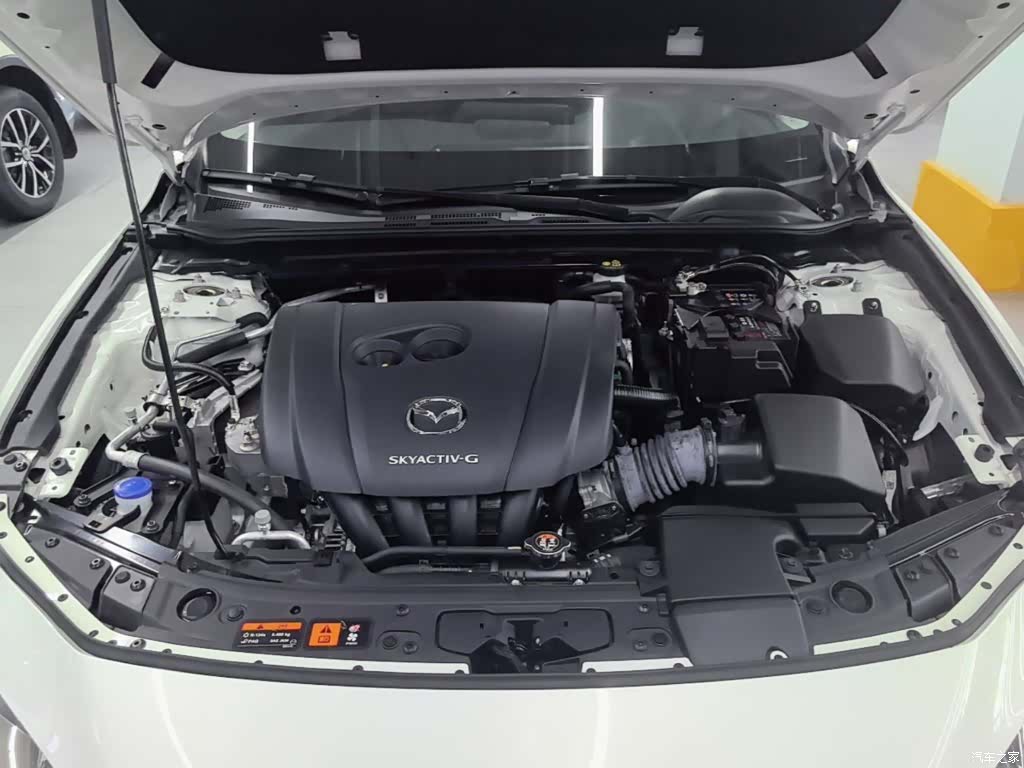 Mazda Mazda3, 2024 20