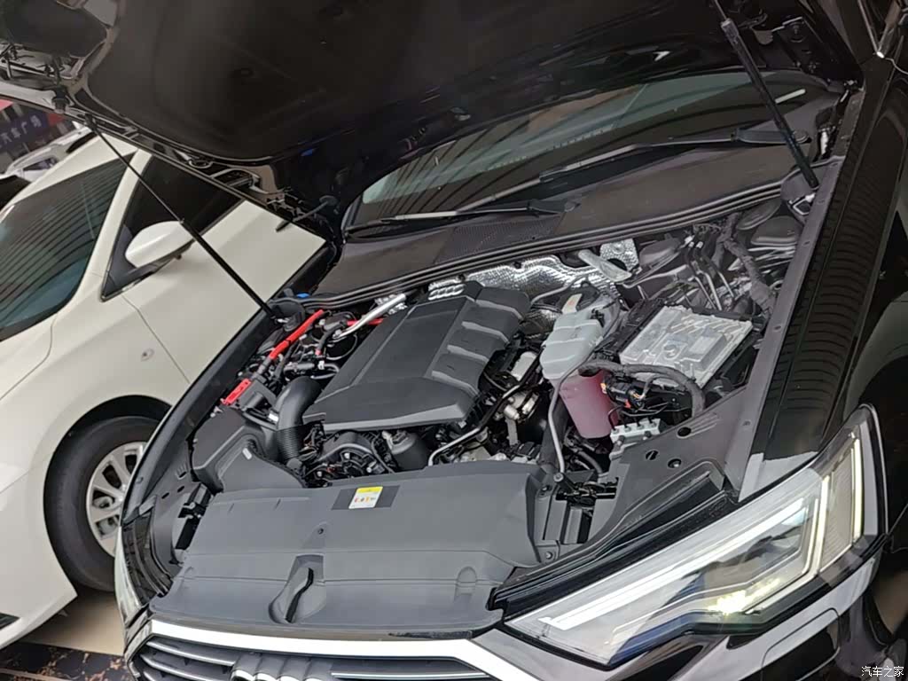 Audi A6L, 2020 15