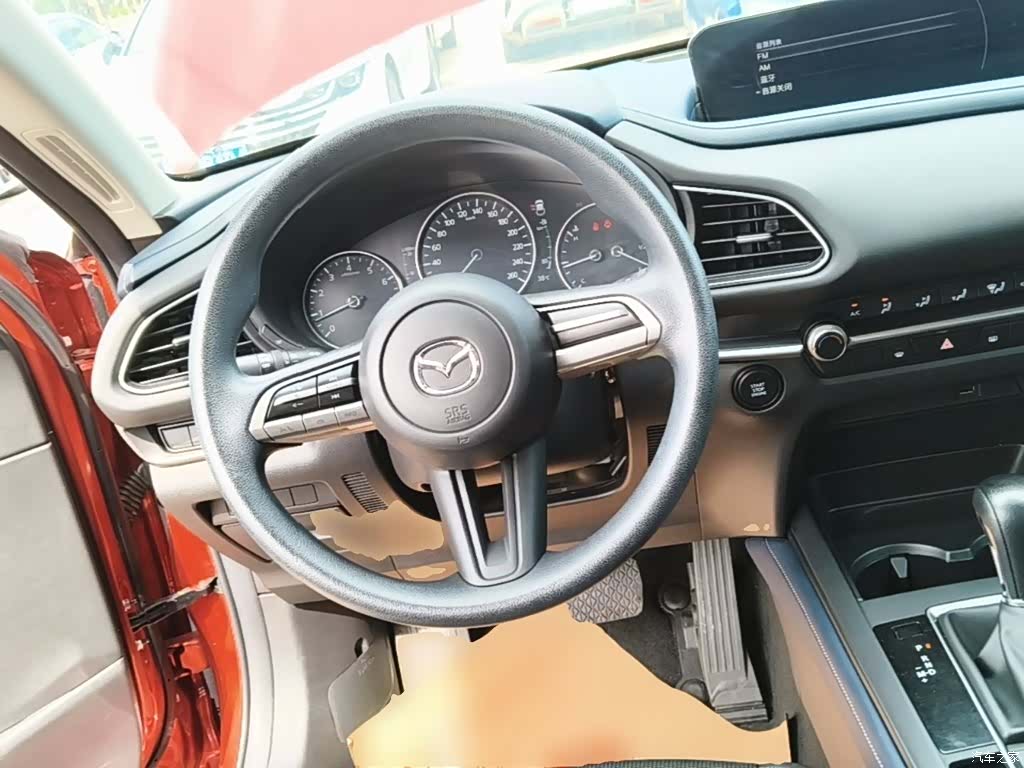 Mazda CX-30, 2021 11
