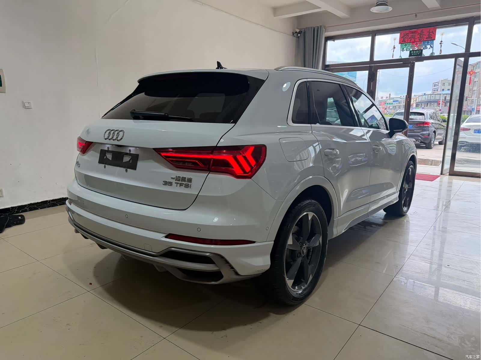 Audi Q3, 2023 6