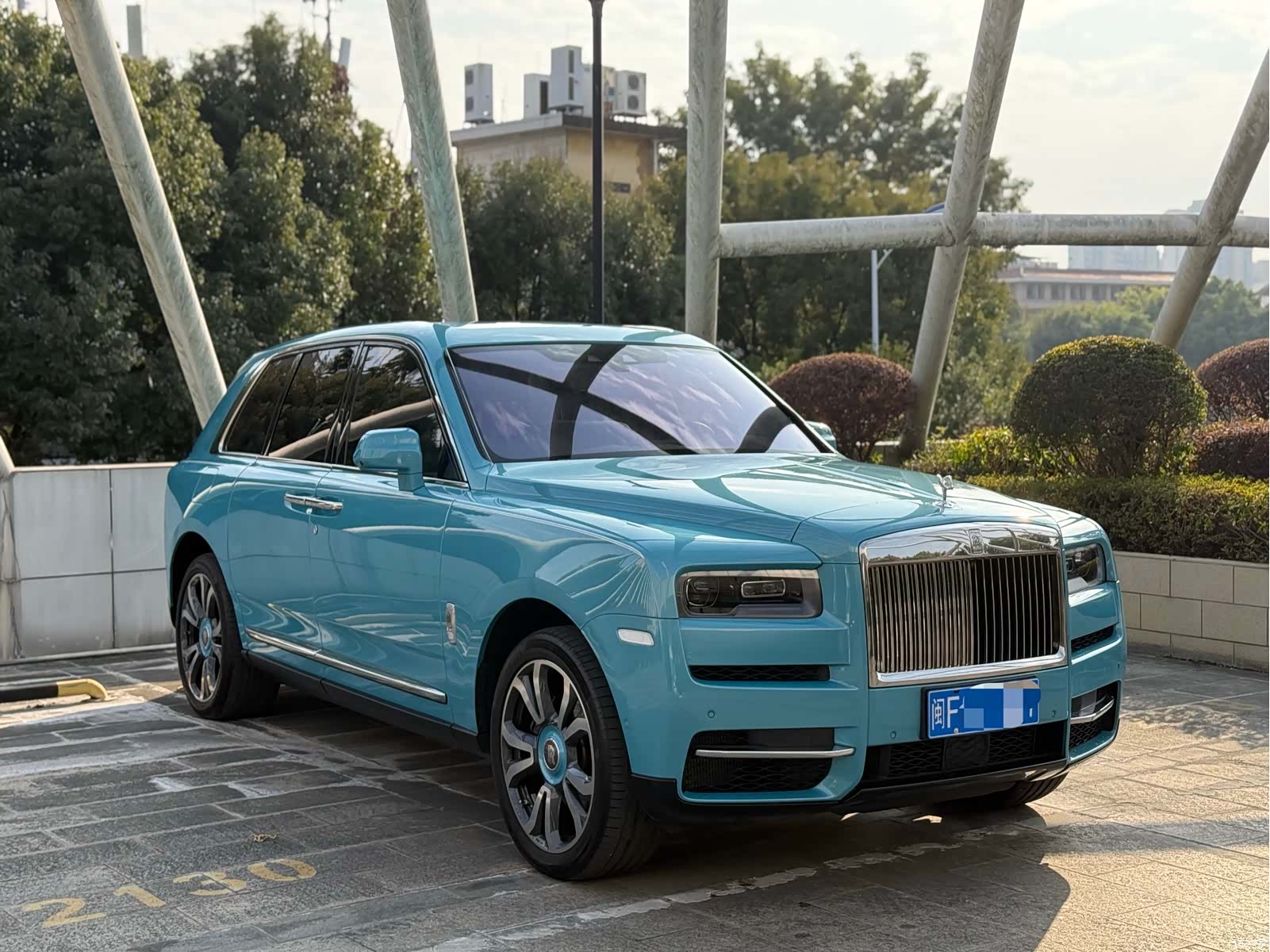 Rolls-Royce Cullinan, 2021 2