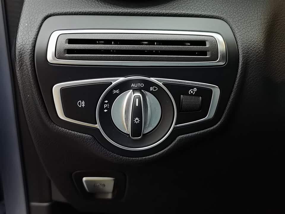 Mercedes-Benz GLC Mercedes-Benz GLC