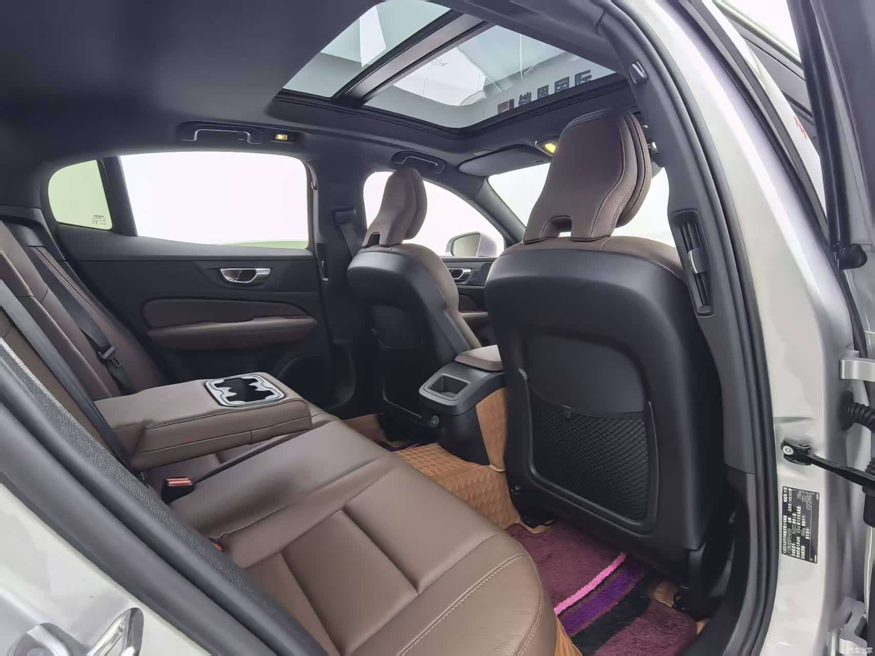 Volvo S60, 2023 21