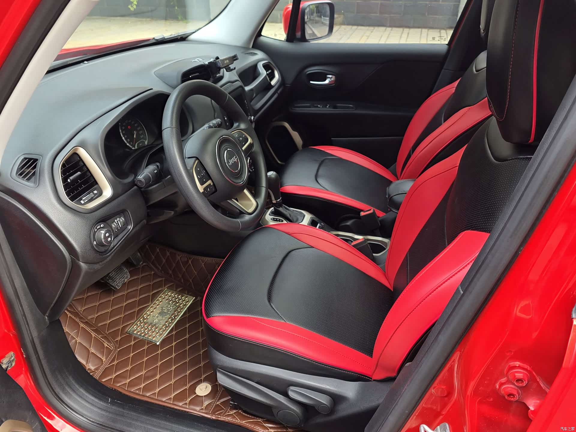 Jeep Renegade, 2016 10