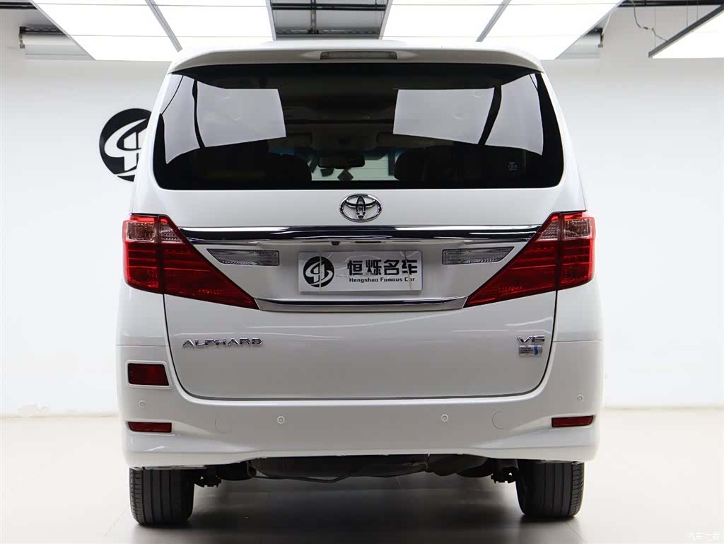 Toyota Alphard, 2015 26