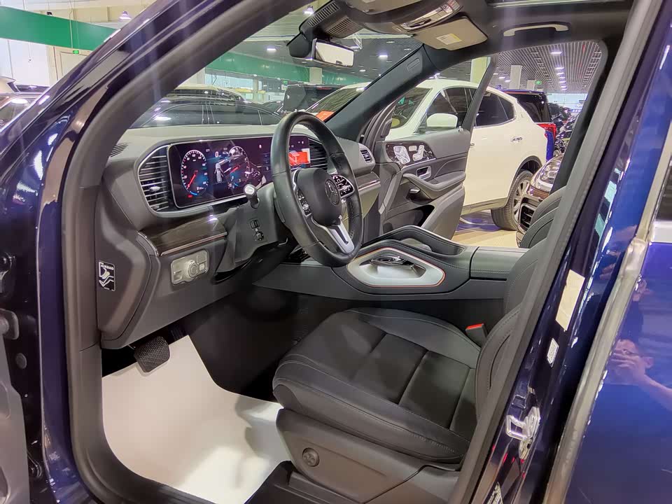 Mercedes-Benz GLE Mercedes-Benz GLE