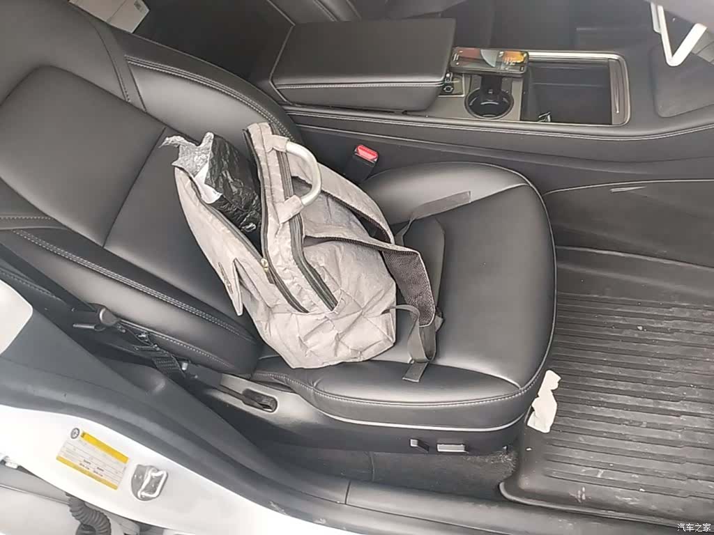 Tesla Model Y, 2024 25