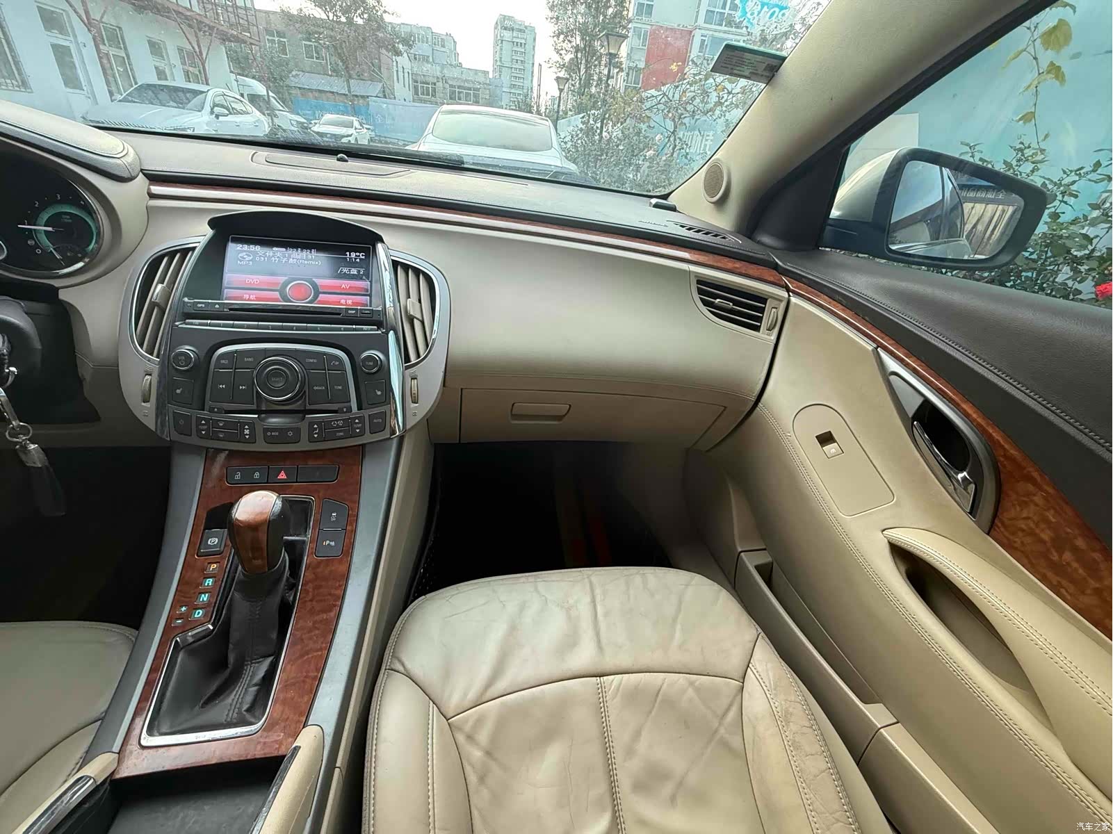 Buick LaCrosse, 2012 10