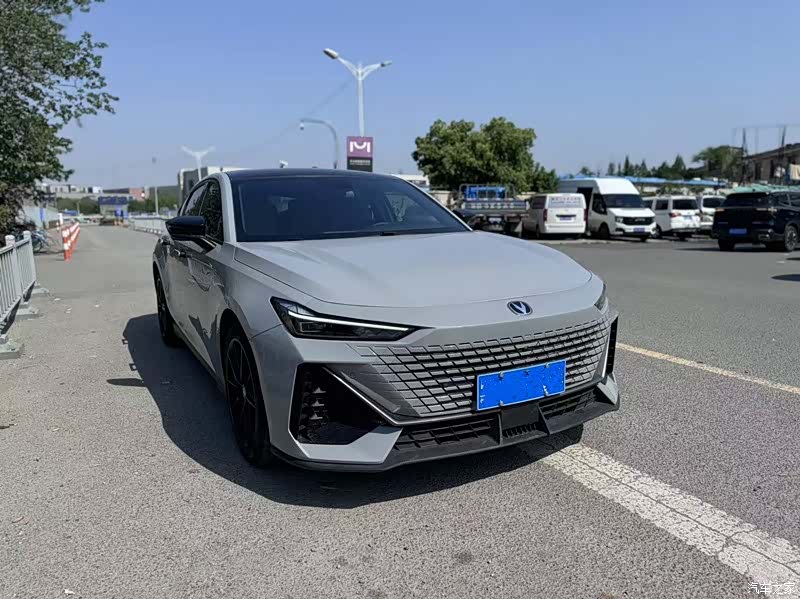 Changan UNI-V, 2022 2