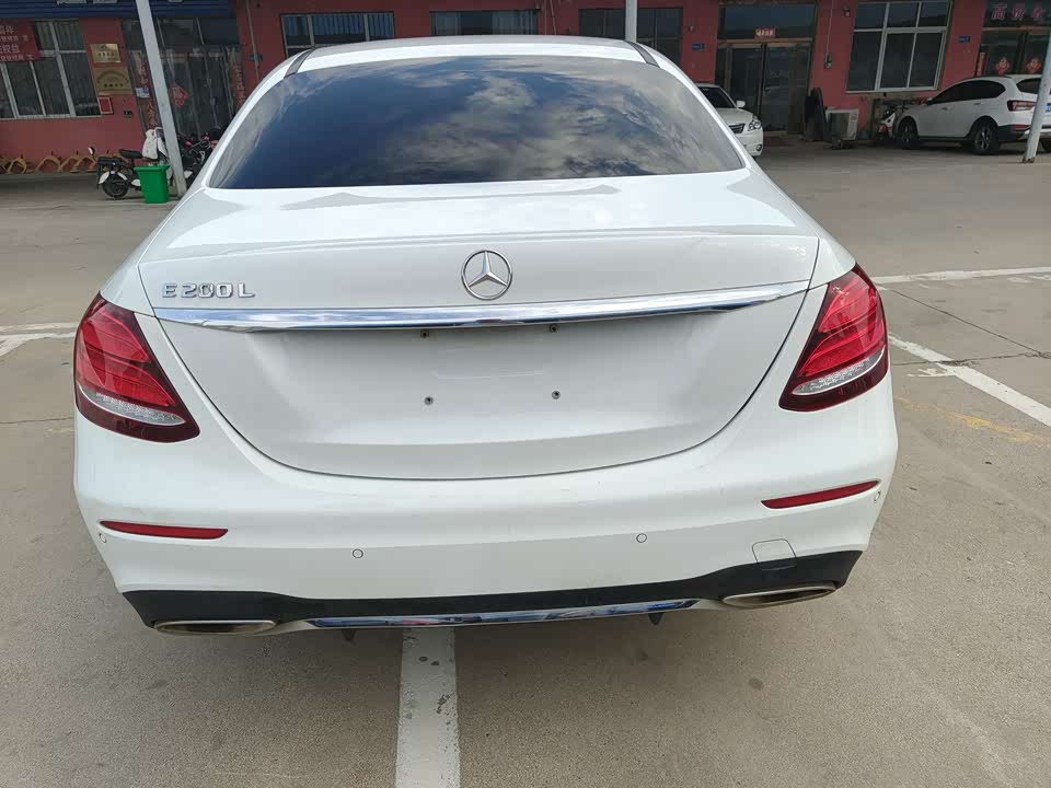 Mercedes-Benz E-class Mercedes-Benz E-class