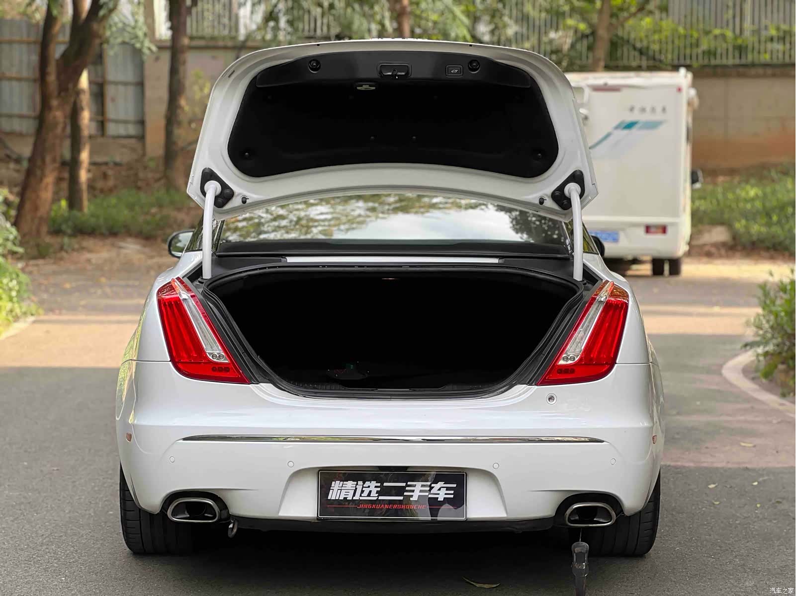 Jaguar XJ, 2015 18