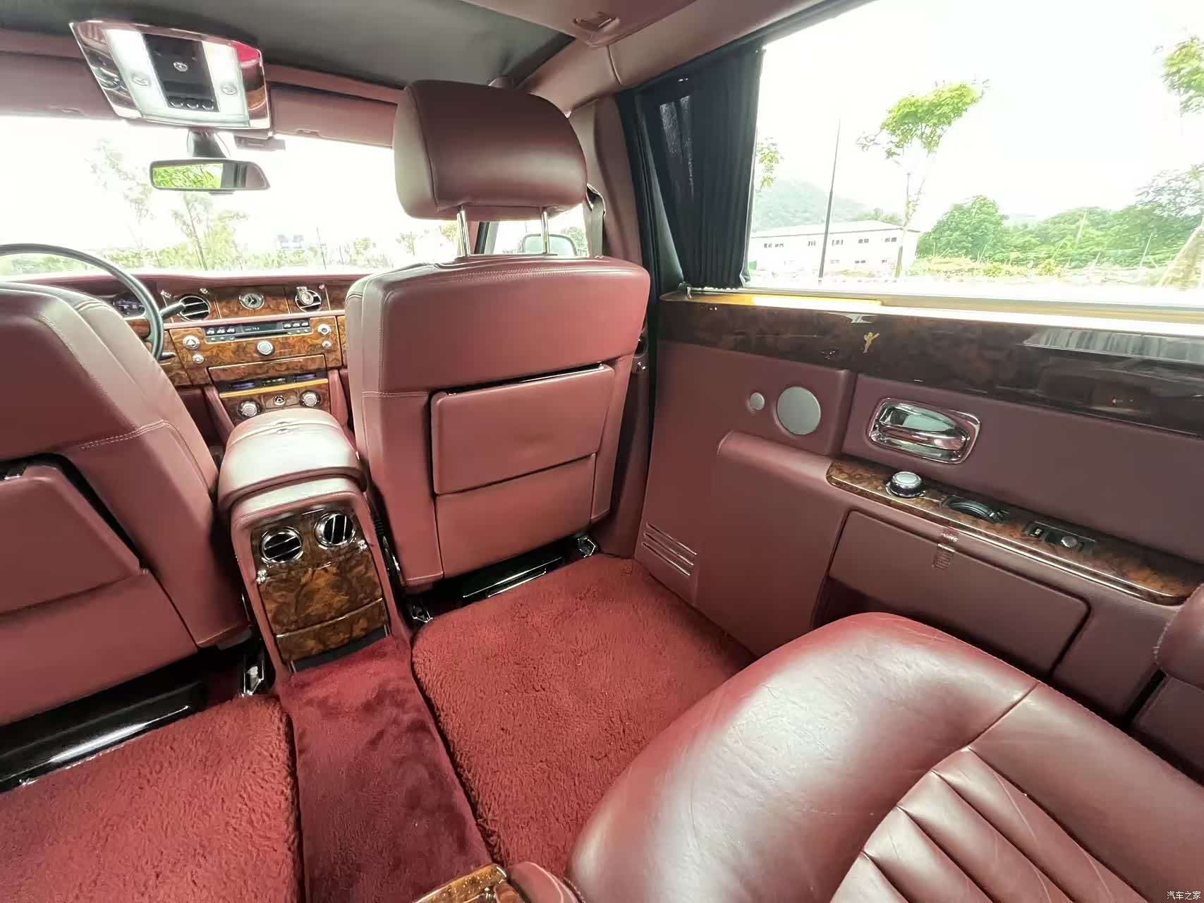 Rolls-Royce Phantom, 2011 6