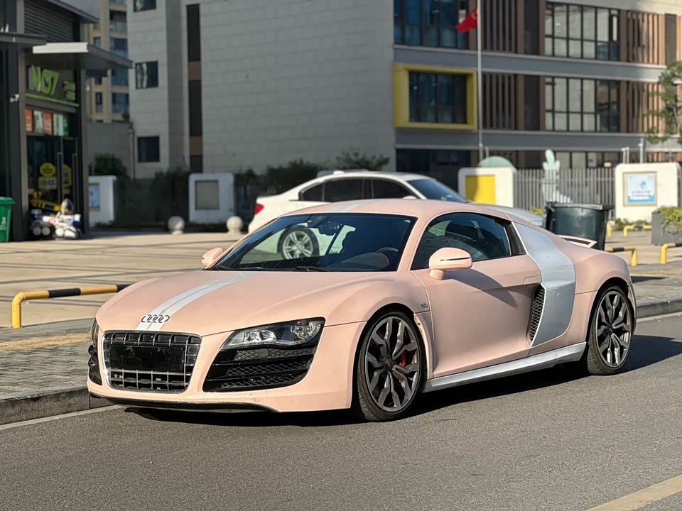 Audi R8