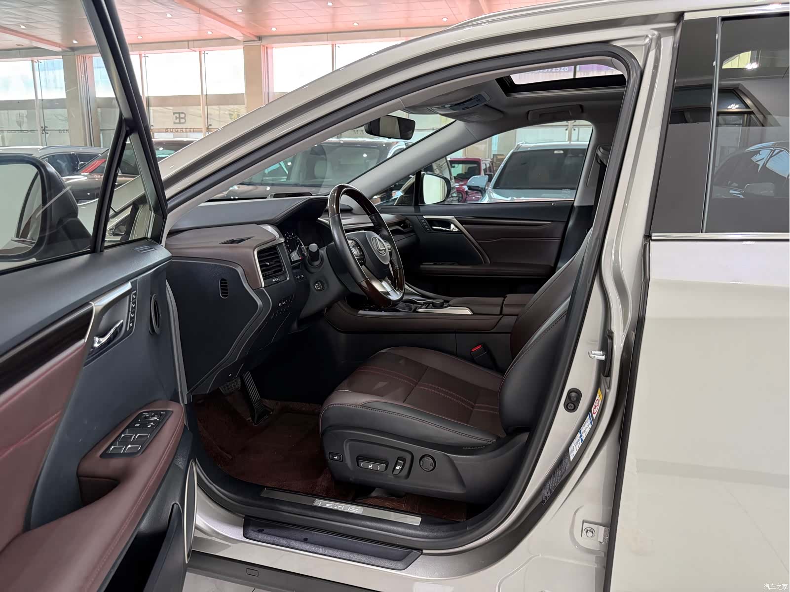 Lexus RX, 2019 6