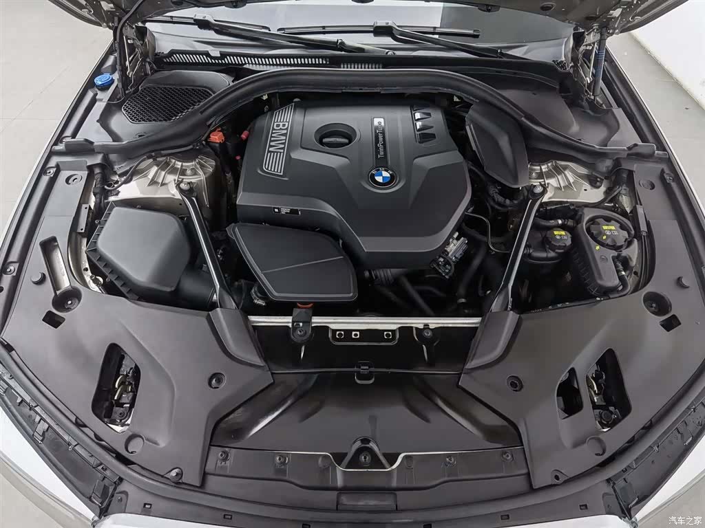 BMW 5 Series, 2017 6
