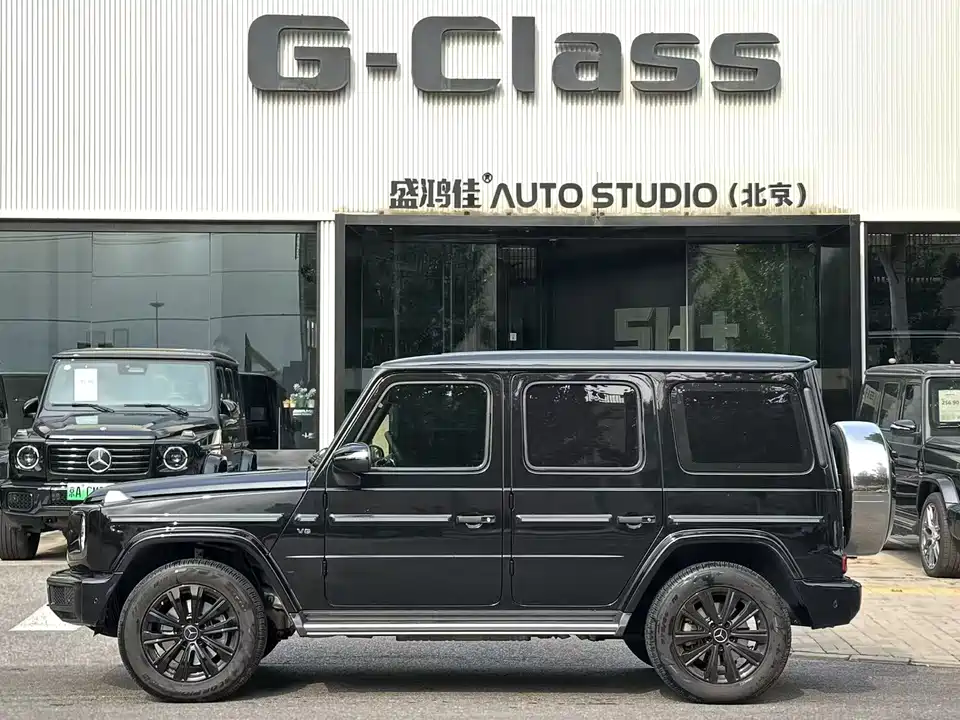 Mercedes-Benz G-class