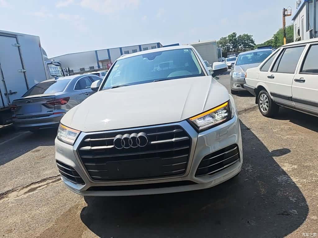 Audi Q5L, 2018 3